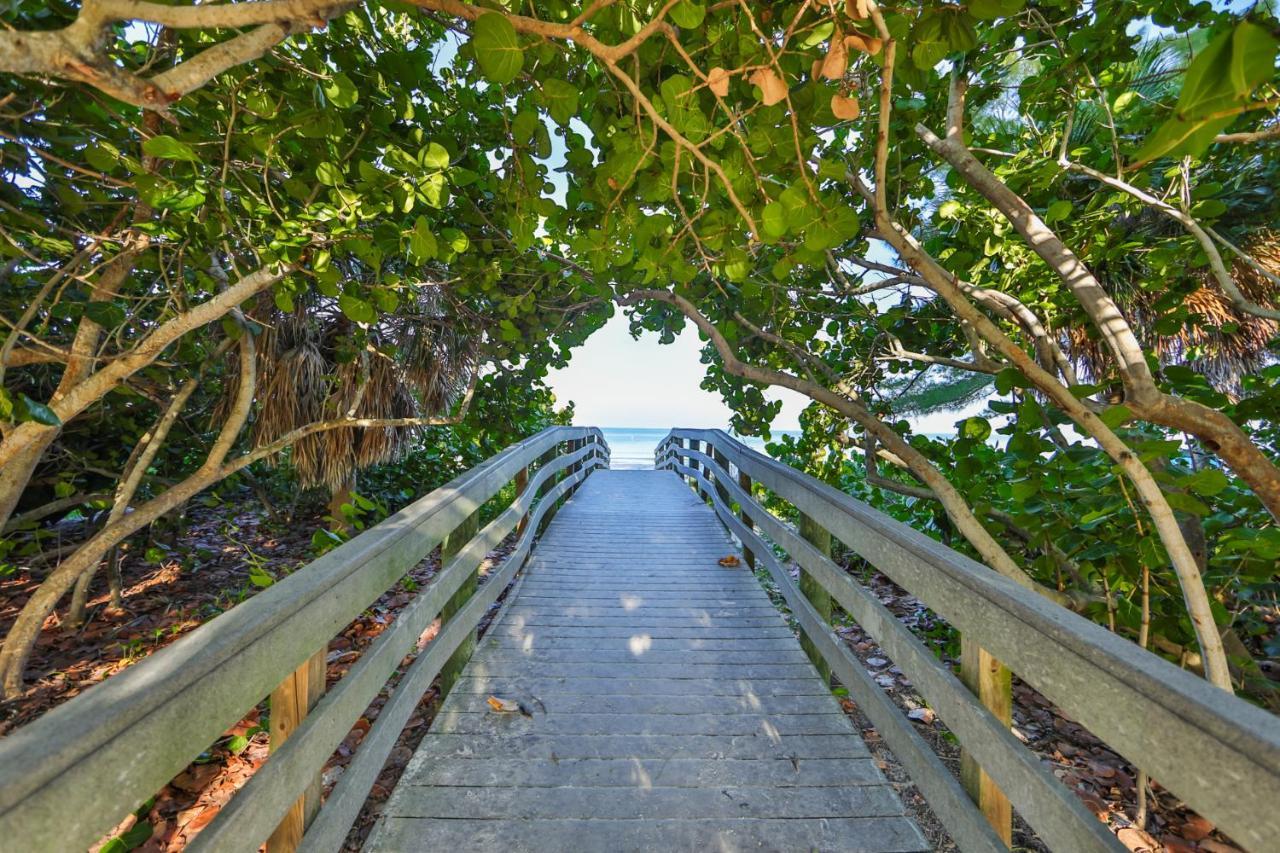 100 Steps To Beautiful Indian Rocks Beach, Oceanside, 2 Bedroom Updated Condo Clearwater Beach Eksteriør billede